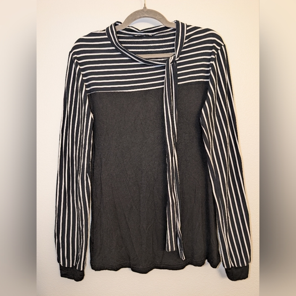 Zeagoo Black and White Striped Blouse Womens Size Large